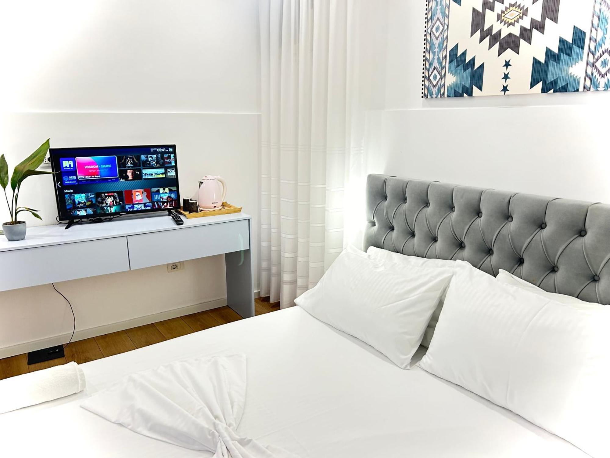 Tirana Square Hotel Esterno foto