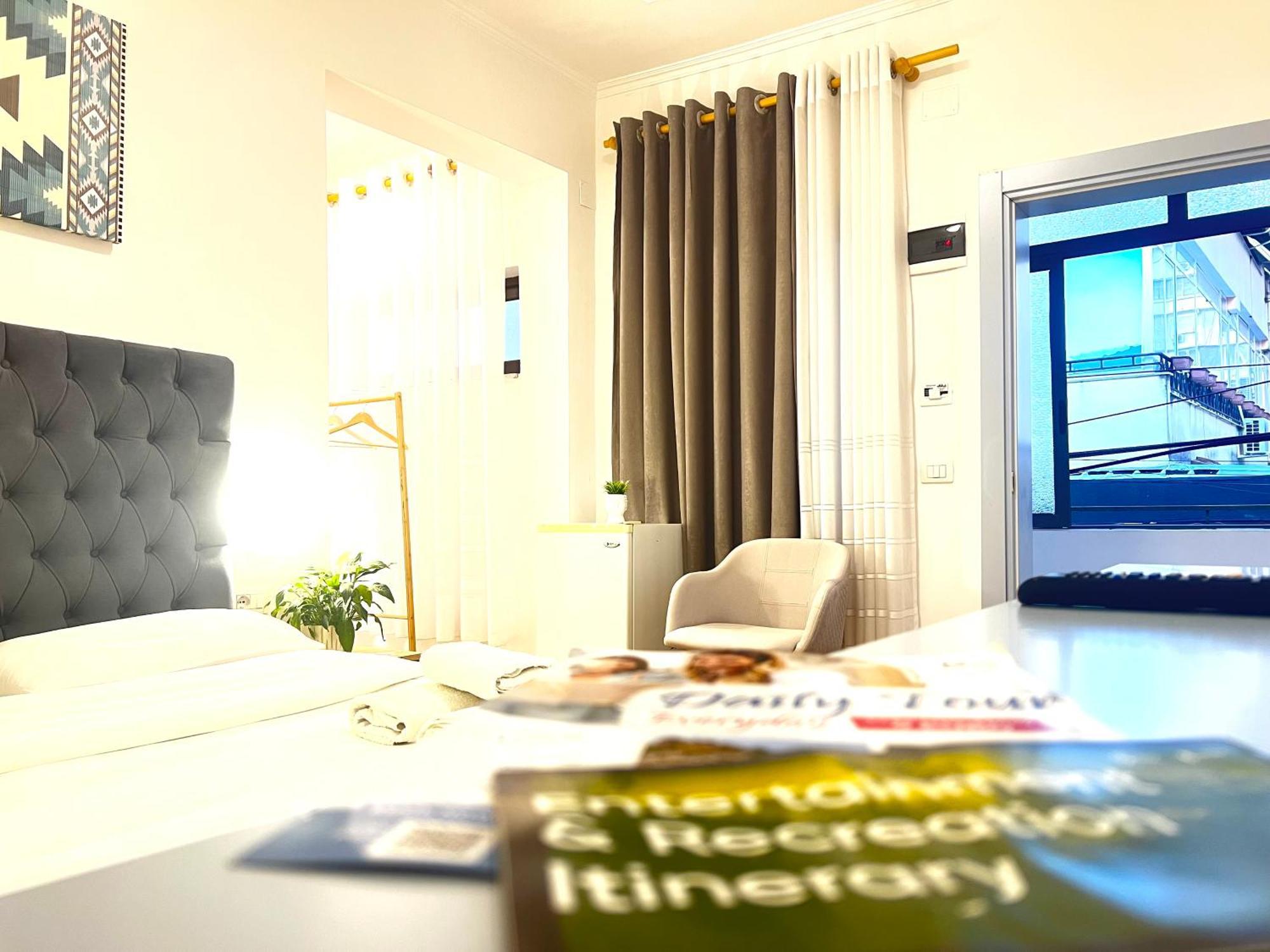 Tirana Square Hotel Esterno foto