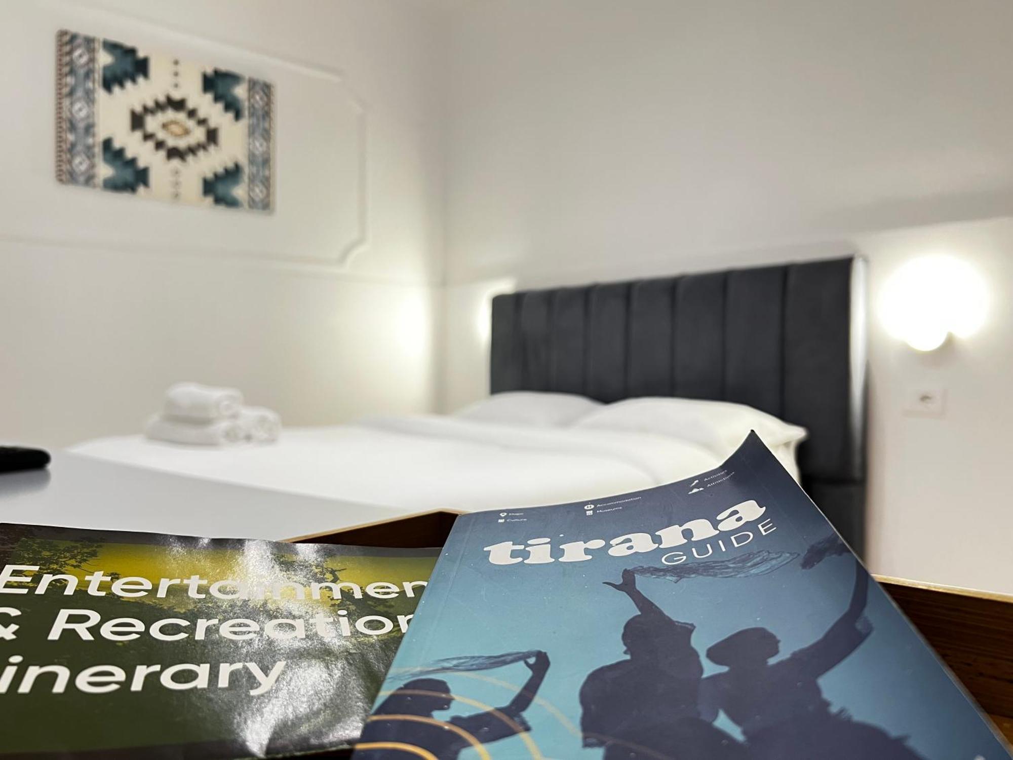 Tirana Square Hotel Esterno foto